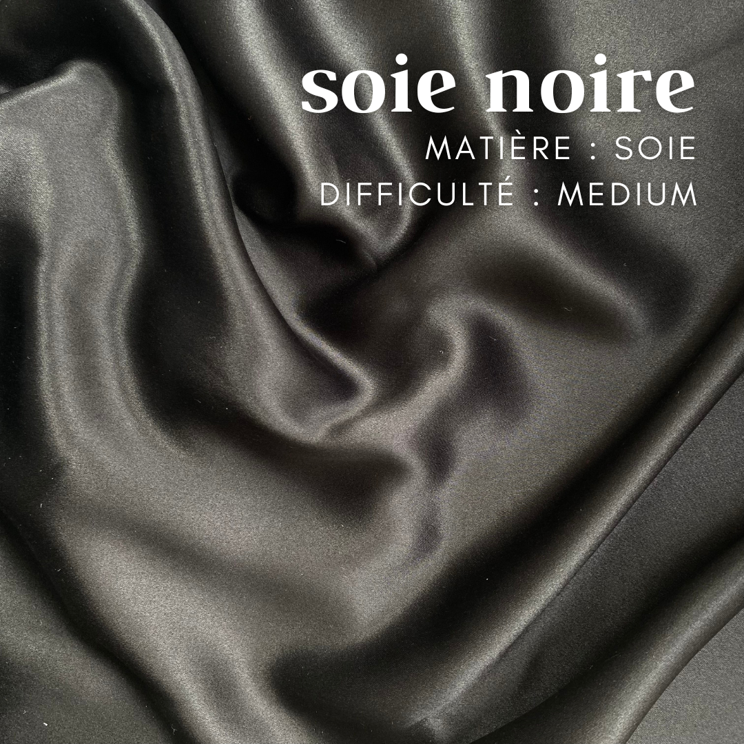 le set de la robe fluide en soie noire